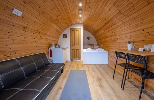 Corpach Ski Chalet | Woodside Pod - a garden pod that sleeps 2 guests in 1 bedroom