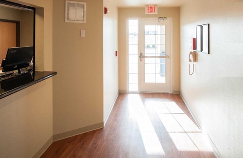 Liberty Hotel | WoodSpring Suites Kansas City Liberty