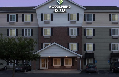 Liberty Hotel | WoodSpring Suites Kansas City Liberty