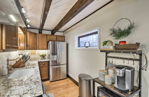 Kachina Village Cabin | Woodsy Flagstaff Hideaway w/Deck + Sunroom!