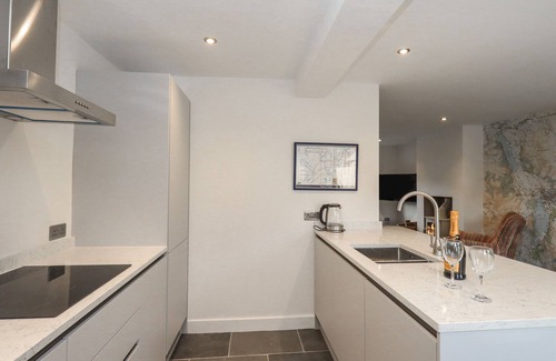 Pooley Bridge Cottage | Woodview