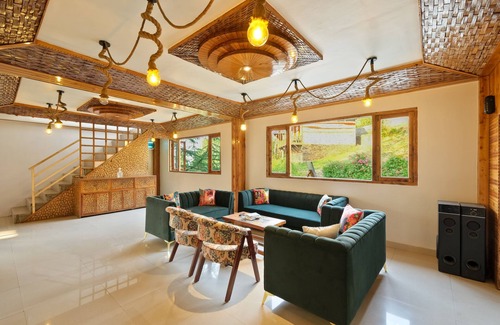 Cheog Hotel | WoodVista Cottages By Jomotel