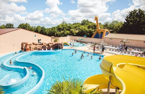 Saint-Julien-des-Landes House | Woody Lodge 4 Zimmer 6 Personen Ohne sanitäre Einrichtungen