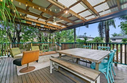 Clontarf House | Woody's Bach