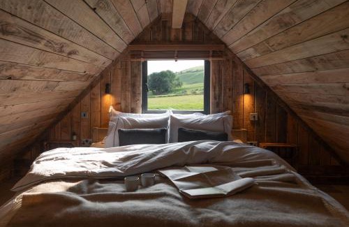 Llandrindod Wells House | Woolly Wood Cabins - Nant