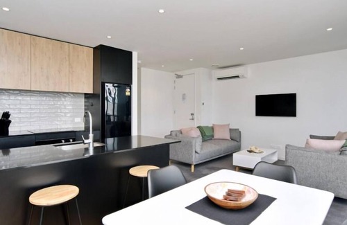 Christchurch City Centre Apartment | Worcester Terrace 201 - Luxurious City Apartment