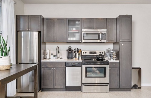 Powderhorn Apartment | Work From Here☕️Fast WiFi☕️Desk☕️Keurig+Coffee☕️W/D