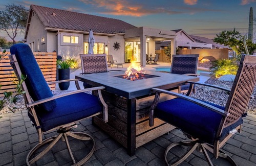 Las Sendas House | Work remote on the golf course, poolside! Or just chill in luxury!