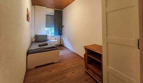Bergisch Gladbach Apartment | Worker's Apartment in Bergisch Gladbach