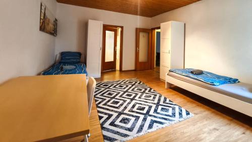 Bergisch Gladbach Apartment | Worker's Apartment in Bergisch Gladbach
