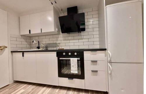 Gothenburg Apartment | Workers - 3BR - 2 Bath - Parking lot - All-inclusive