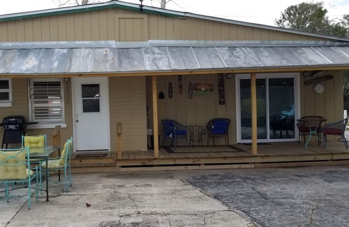 Edgewater House | World Class Snook/Redfish/Trout fishing on the Indian River at "The Fish Camp"