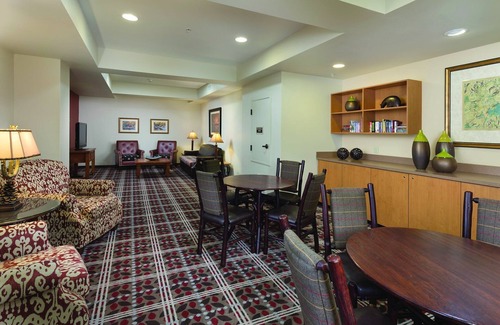 West Yellowstone Resort | World renowned National Monument !