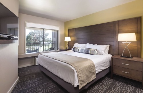 Redmond Hotel | WorldMark Eagle Crest