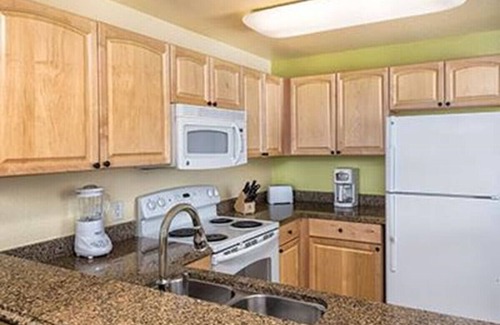 Las Vegas Condo | Worldmark Tropicana Avenue 2BD