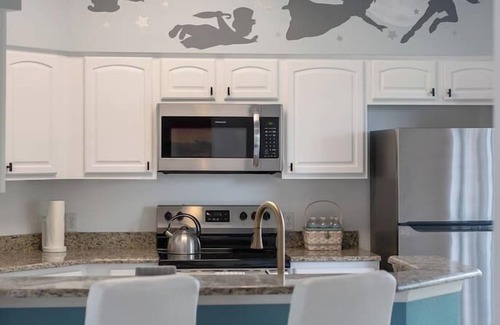 Florida Central Atlantic Coast Condo | WorldQuest Resort*Free Disney Shuttle*Sleeps 8