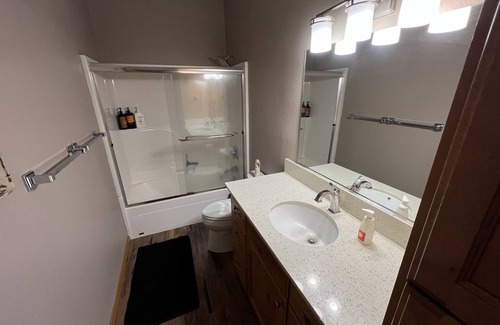 Newberg Other | Wounded Knee Ranch at the Red Hills. Full separate and private suite with deck
