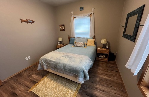 Newberg Other | Wounded Knee Ranch at the Red Hills. Full separate and private suite with deck