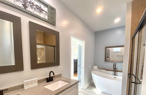 Andersonville House | Wow-Norris Lake & Mountain Views, 4 Suites, Stardust Marina