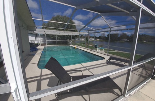Jasmine Lakes House | WOW Waterfront Heated Pool Home by BEACH Sleeps 12