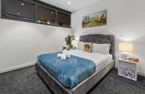 Toorak House | WOWSOY004 - U1 / 225 William Road SYarra · New Modern Designed 3B2BHouse+Parking