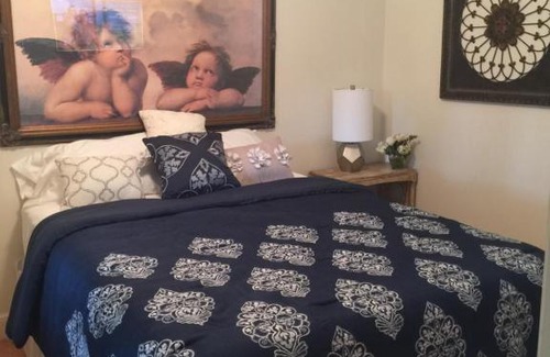 Grandview Heights House | WPB Downtown Retreat