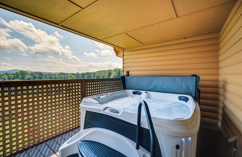 Sparta Cabin | Wraparound Deck & Hot Tub: Blue Ridge Mtn Cabin