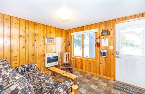 Park Rapids Cabin | WRC 3 Relaxing Vacation Awaits you at Lake Ida! Breathtaking Lakefront views.