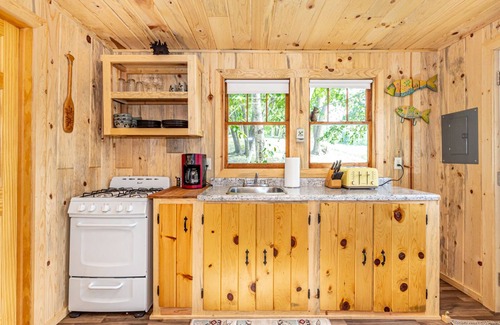 Park Rapids Cabin | WRC 7 Ida Lake Resort, walk to Zorbaz, swim, fish, kayak explore!
