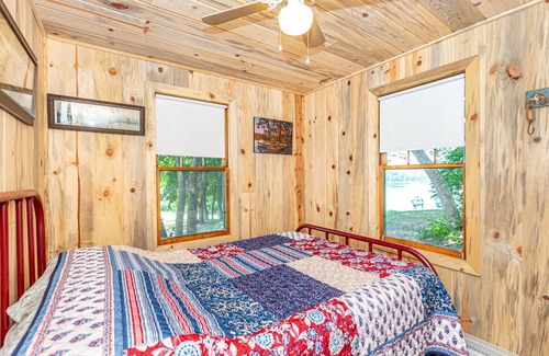 Park Rapids Cabin | WRC 7 Ida Lake Resort, walk to Zorbaz, swim, fish, kayak explore!