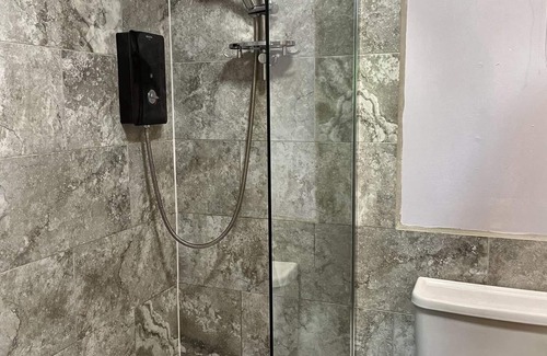 Llanybri House | Wren 23-Hot Tub-Woodland Lodges-Tenby-Pembroke