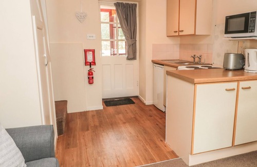 Morpeth Cottage | WREN COTTAGE, pet friendly, character holiday cottage in Morpeth