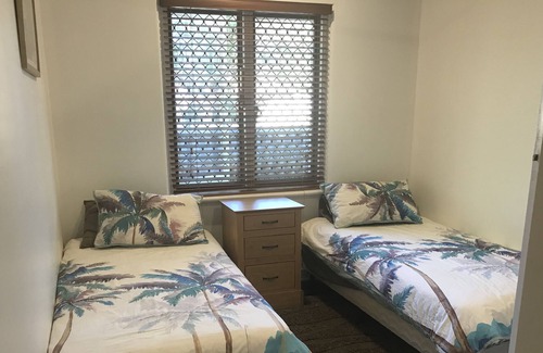 Kewdale House | Wright Street Cottage. Close to the City/Stadium!