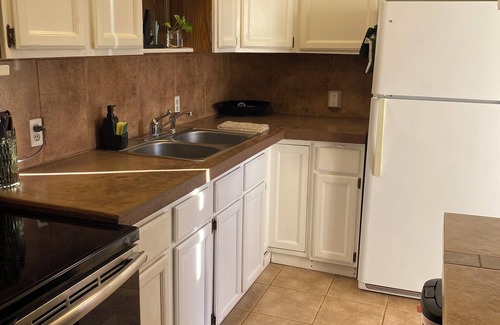 Tucson House | Wrightstown Retreat: Quiet.Cozy.Private STUDIO guest home- peaceful patio!