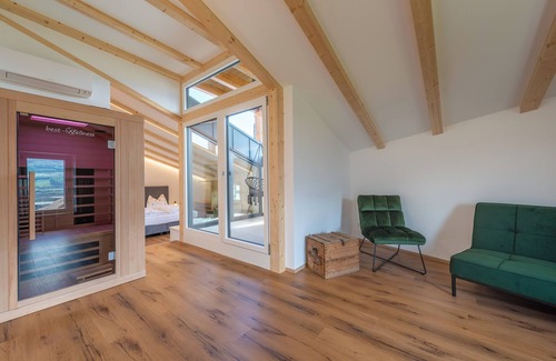 Tramin Apartment | Wunderschöne und Detailverliebte Wohnung mit Infrarotkabine