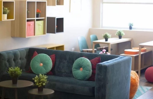 Warrenville Apartment | WV2 2BR Modern Living in Serene Scene