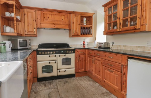 Staintondale Cottage | WYKE LODGE COTTAGE, pet friendly, with open fire in Staintondale