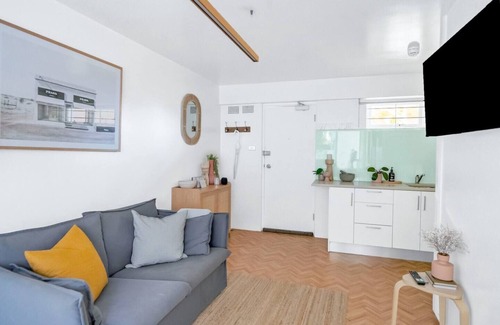 Potts Point Apartment | Wyldes Treasure Pocket size Potts Point Design