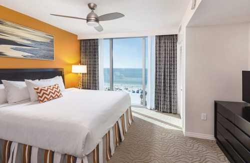 Clearwater Beach Resort | Wyndham Clearwater Lux Oceanfront Condo with onsite Spa & amenities