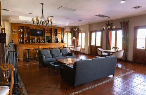 Lujan Hotel | Wyndham Garden Luján