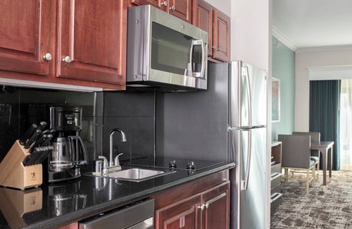 Gaslamp Quarter Condo | Wyndham Harbour Lights | Six Studio Suites