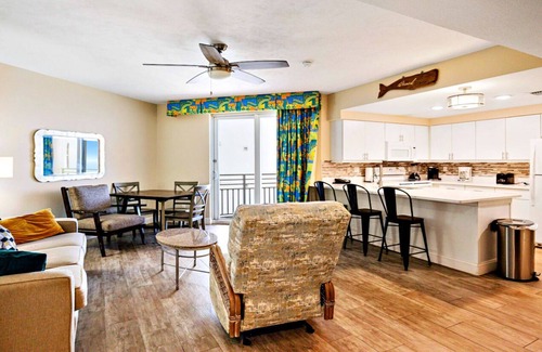 Brush - Stewarts Condo | Wyndham Ocean Walk Resort Daytona Beach - Direct Oceanfront 2-bedroom condo 1001