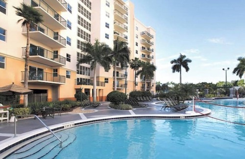 Survey Creek Condo | Wyndham Palm-Aire Resort 1 Bedroom Condo with Family-Friendly Amenities