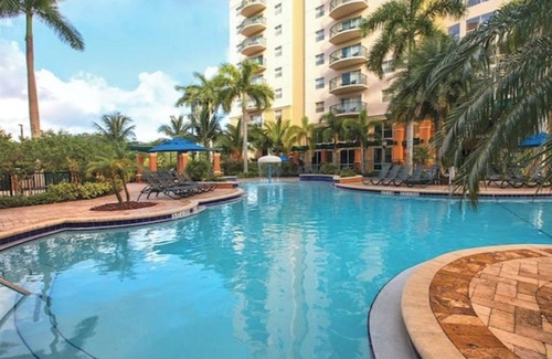 Survey Creek Condo | Wyndham Palm-Aire Resort 1 Bedroom Condo with Family-Friendly Amenities