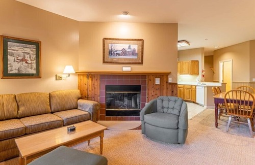 Jeffersonville Condo | Wyndham Smugglers Notch - 3 Bedroom Deluxe