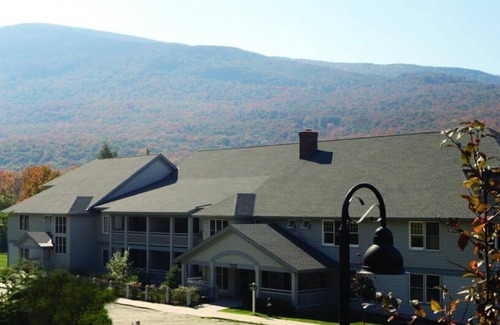 Jeffersonville Condo | Wyndham Smugglers' Notch | 1BR/1BA King Bed Suite