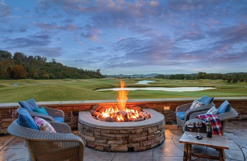 Sevierville Condo | Wyndham @ Wilderness Lodge & Waterpark 4 Bedroom Presidential Suite