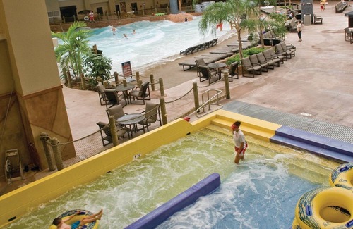 Sevierville Condo | Wyndham @ Wilderness Lodge & Waterpark 4 Bedroom Presidential Suite