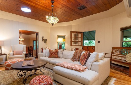 Weaverville Cabin | Wyndmere Lodge in Weaverville