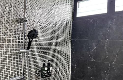 Rawai Hotel | Xen Pool Access